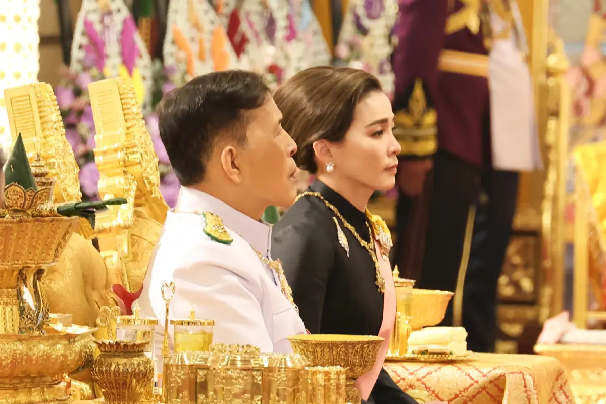 ในหลวง-พระราชินี ทรงบำเพ็ญพระราชกุศลสตมวาร 100 วัน 'เจ้าฟ้าพัชรกิติยาภาฯ'