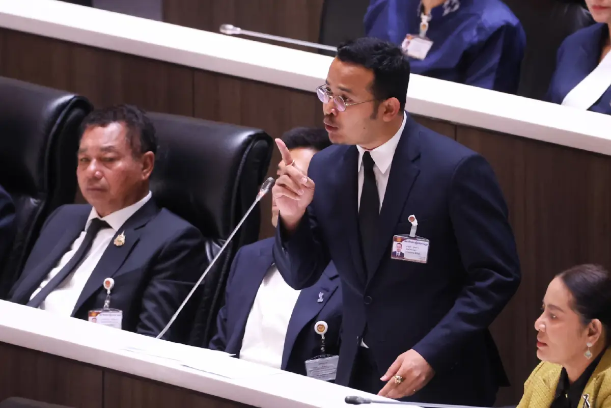 ‘สภา’ เปิดเวทีบี้ ‘น้ำท่วม’ แค่ อีเวนต์การเมือง หรือ รอดยาว?