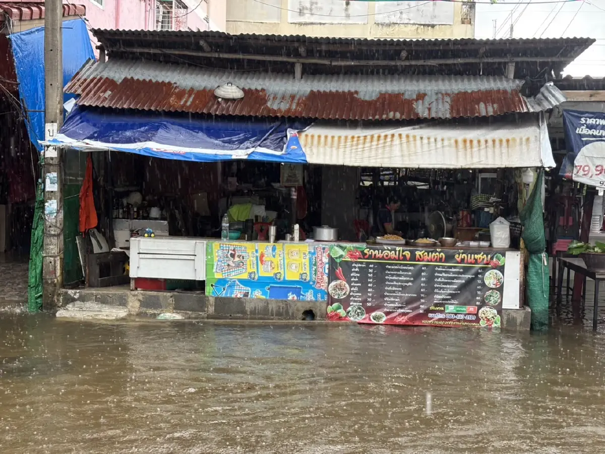 จับตาเตือนภัย กรมอุตุฯ ลั่น แดดยังไม่ทันอุ่น ฝนรอบใหม่จองคิว 5–10 ต.ค.