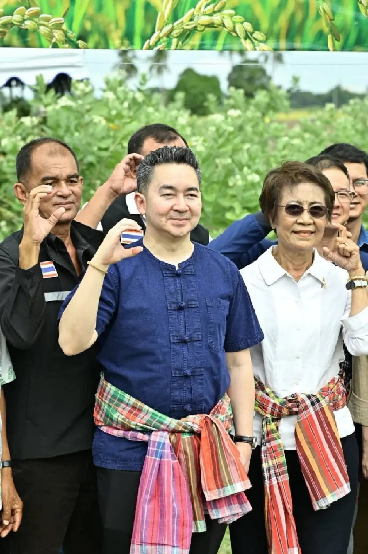 ชาวนาไทยยิ้ม กรมการข้าวลุย ‘ข้าวคาร์บอนต่ำ’ ลดทุนรวยยั่งยืน