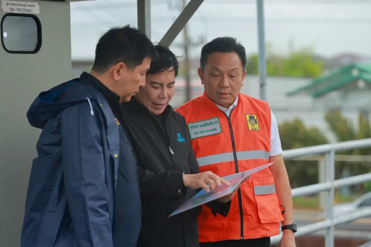 'เอกนิติ- นิรัตน์' ตรวจสถานีสูบน้ำปากคลองรังสิต แนวรับน้ำเหนือก่อนเข้า กทม.
