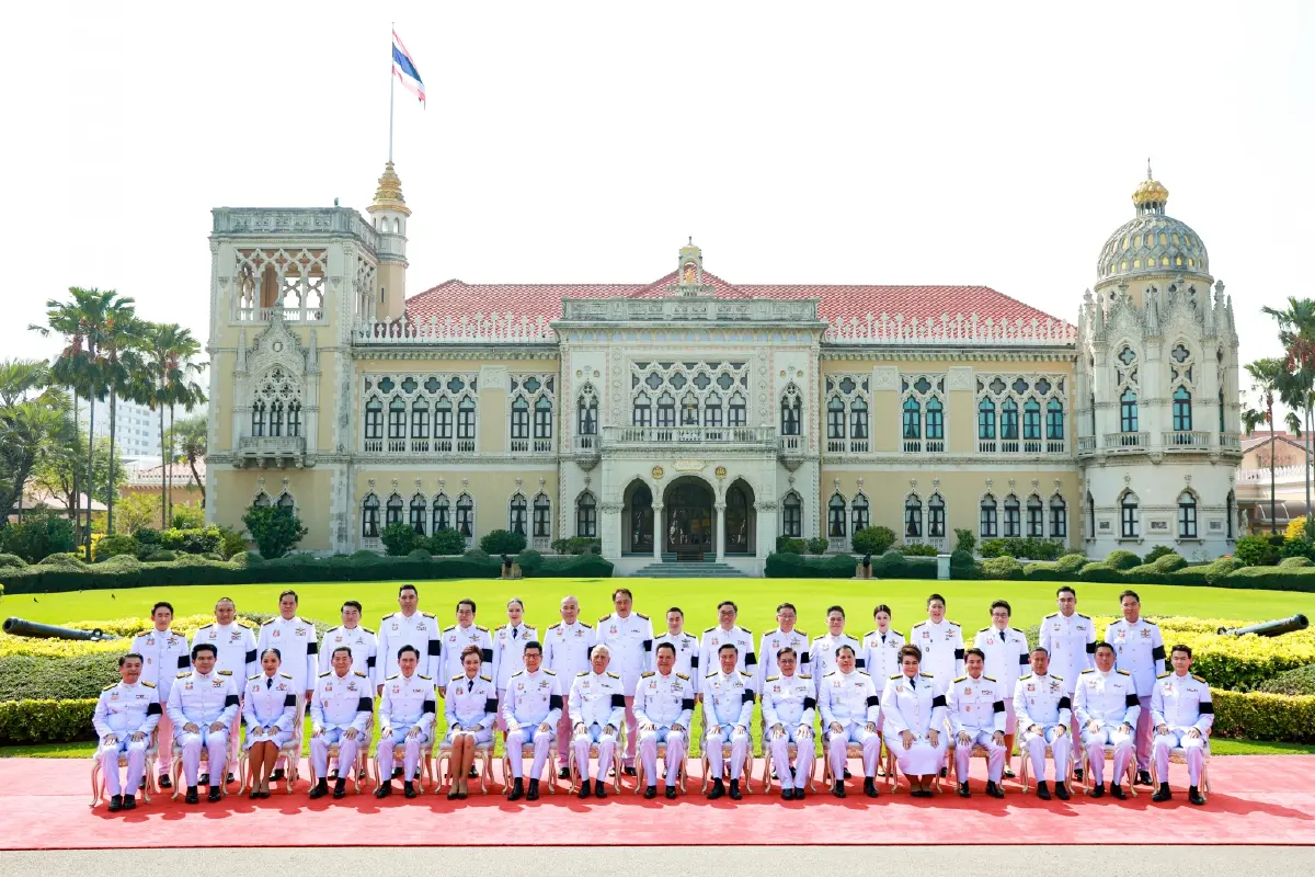 สัญญาณ‘คว่ำเรือธงแดง’  ‘ภท.-พท.’ไม่แตก-ไม่หวานชื่น?