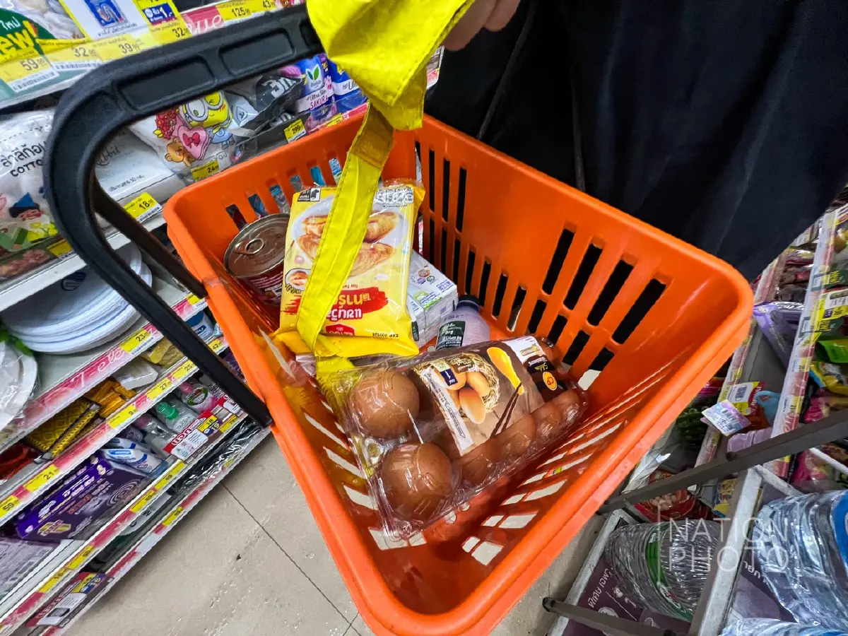 ใครทันใครได้! น้ำท่วมกรุงเทพ 2569 รัชดาฯ โคม่า ตุนอาหาร 7-11 เกลี้ยง พบฝนแช่อีก