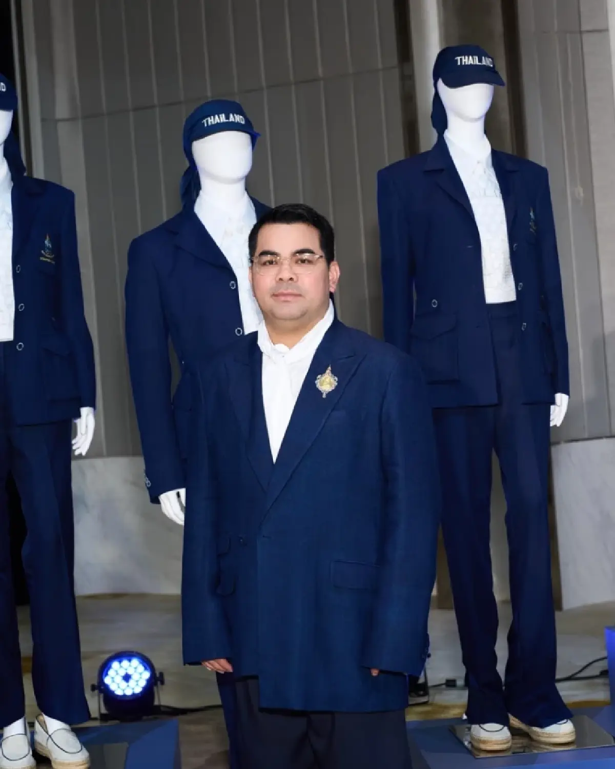 เจาะลึก ชุดพิธีการทีมชาติไทย เอเชียนเกมส์ 2026 โดยแบรนด์ SIRIVANNAVARI