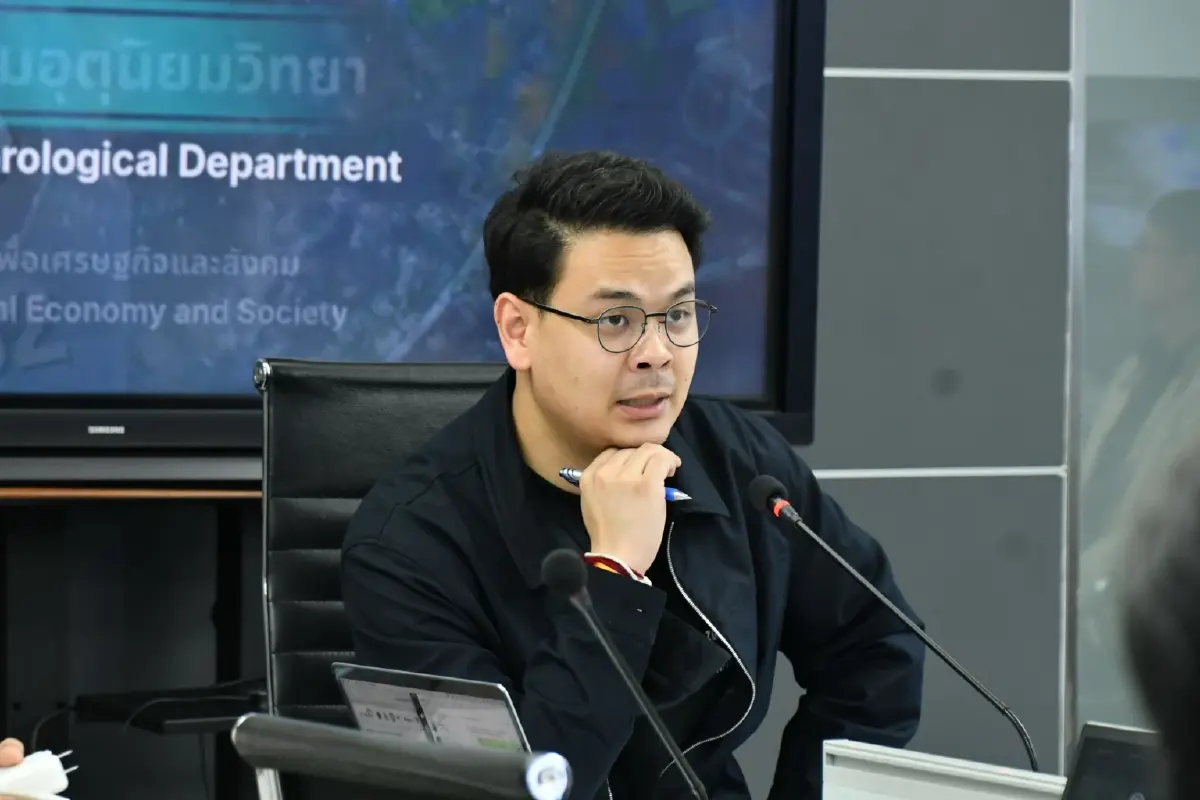 ’ไชยชนก‘คาดวันนี้ฝนเริ่มลด สั่งกรมอุตุฯตั้งศูนย์ฯพยากรณ์-เตือนภัย ลดความตื่นตระหนก
