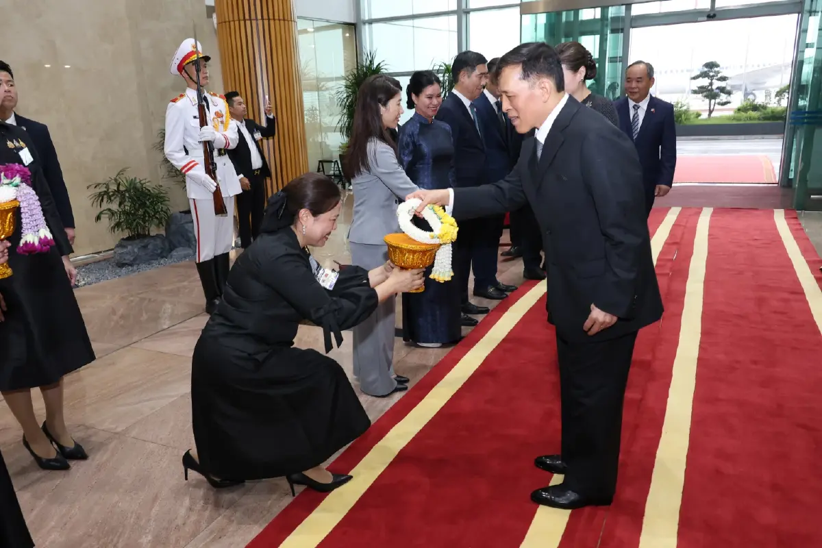 ในหลวง-พระราชินี เสด็จฯ เยือนสาธารณรัฐสังคมนิยมเวียดนาม อย่างเป็นทางการ