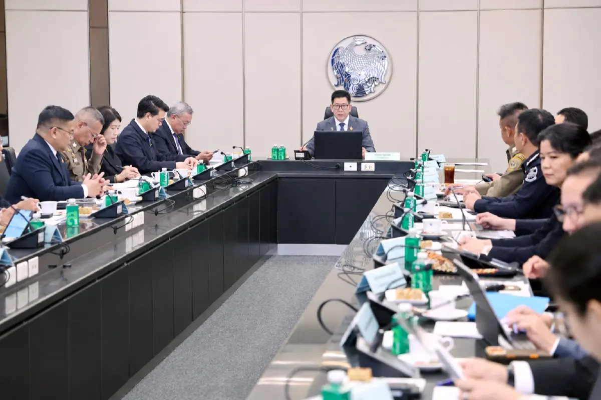 ‘บอร์ด Connect the Dots’ ขีดเส้นเชื่อมข้อมูลสกัดเงินเทาใน 30 วัน