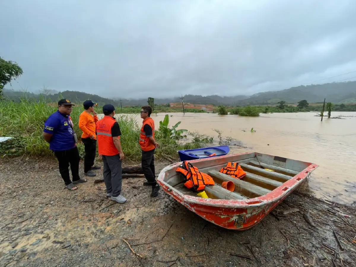 ฝนตกหนัก! ปภ. เตือนด่วน 'บ่อไร่-เขาสมิง' จ.ตราด เตรียมรับมือน้ำท่วม