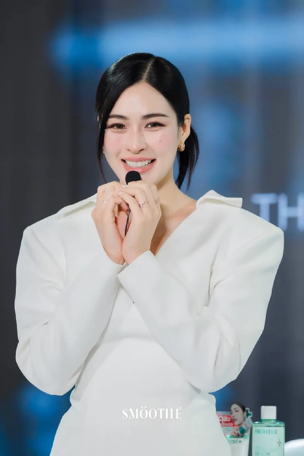 จากอากงขายยาที่เยาวราช วันนี้ ‘Smooth-E’ เป็นแบรนด์ ‘2 พันล้าน’ ทายาทรุ่น 2 บุก TikTok-ทำครีมซอง