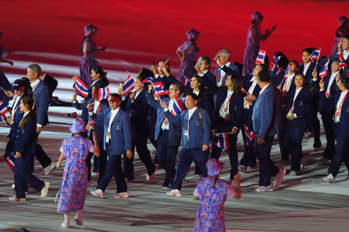 เปิดฉากแล้ว! พิธีเปิดเอเชียนเกมส์ 2026 'ทัดดาว-เฉลิมฉาน' ถือธงชาติไทยนำขบวน