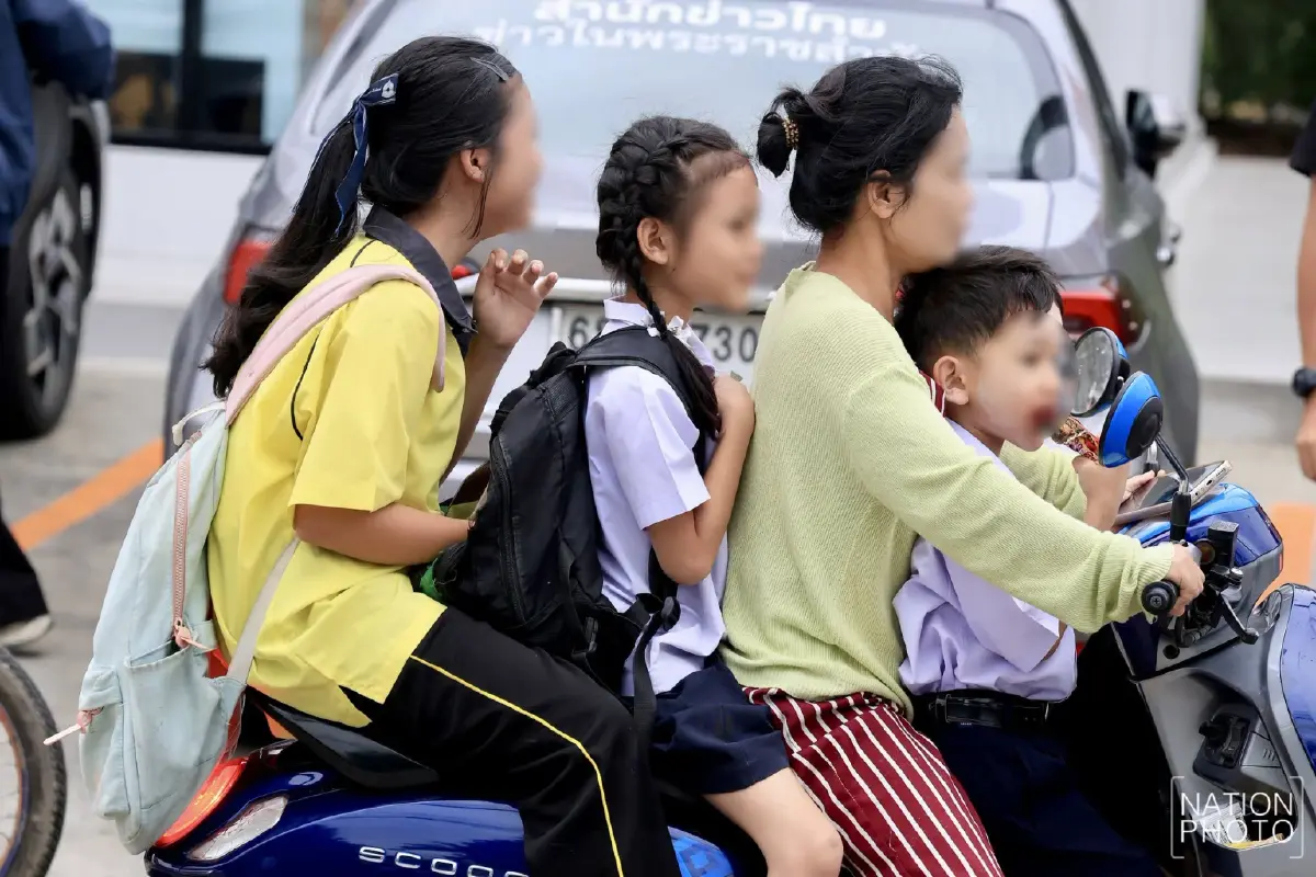 โรงเรียนเทพศิรินทร์ นนทบุรี เปิดเรียนวันแรก หลังเหตุกราดยิงสะเทือนขวัญ