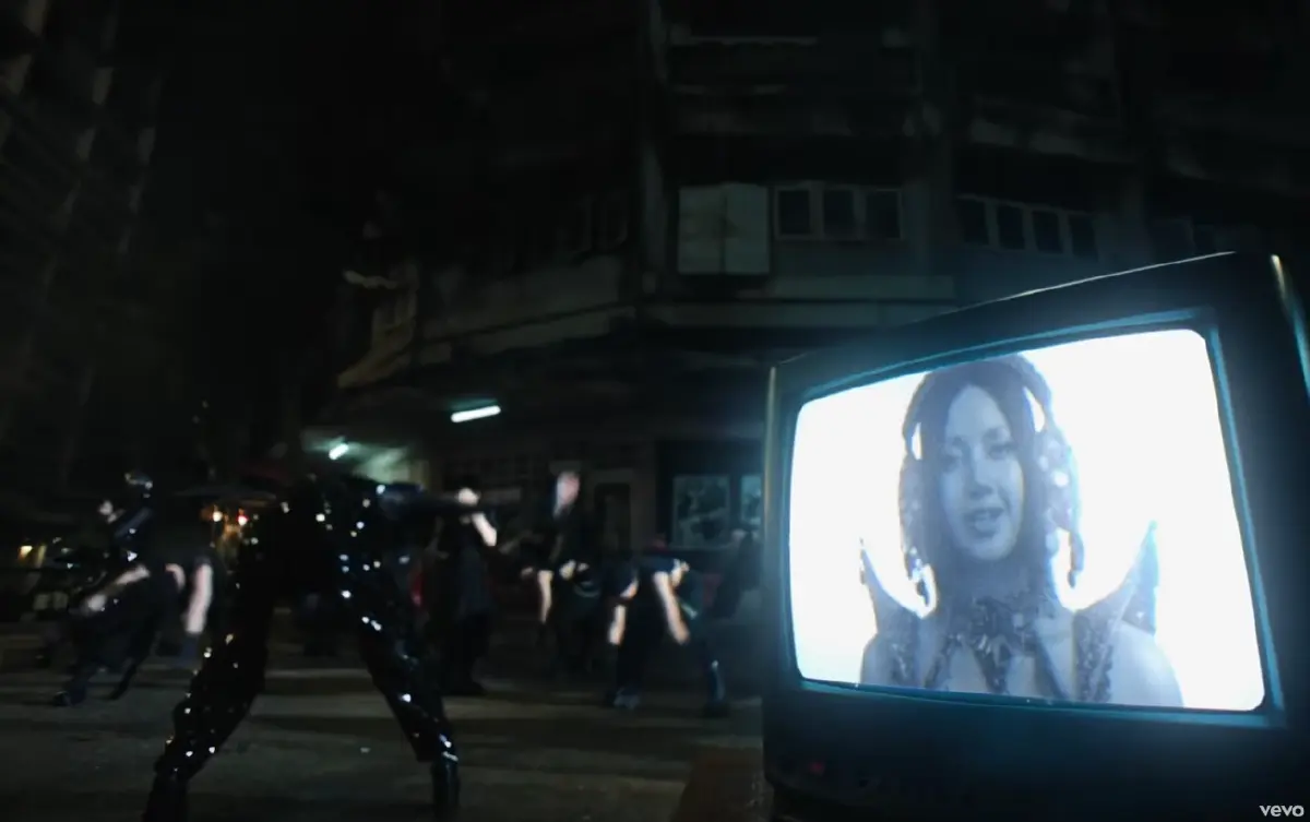'ลิซ่า LISA' ปล่อย MV 'SaWaDiKa' ขน Soft Power ไทยกระแทกตาคนทั้งโลก