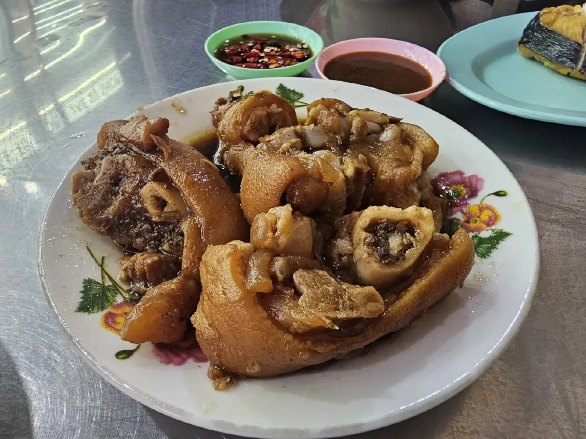 'ข้าวต้มกุ๊ยตรอกโรงโคม'  สูตรแต้จิ๋วโบราณ อร่อยใน 'ตำนาน 50 ปี'
