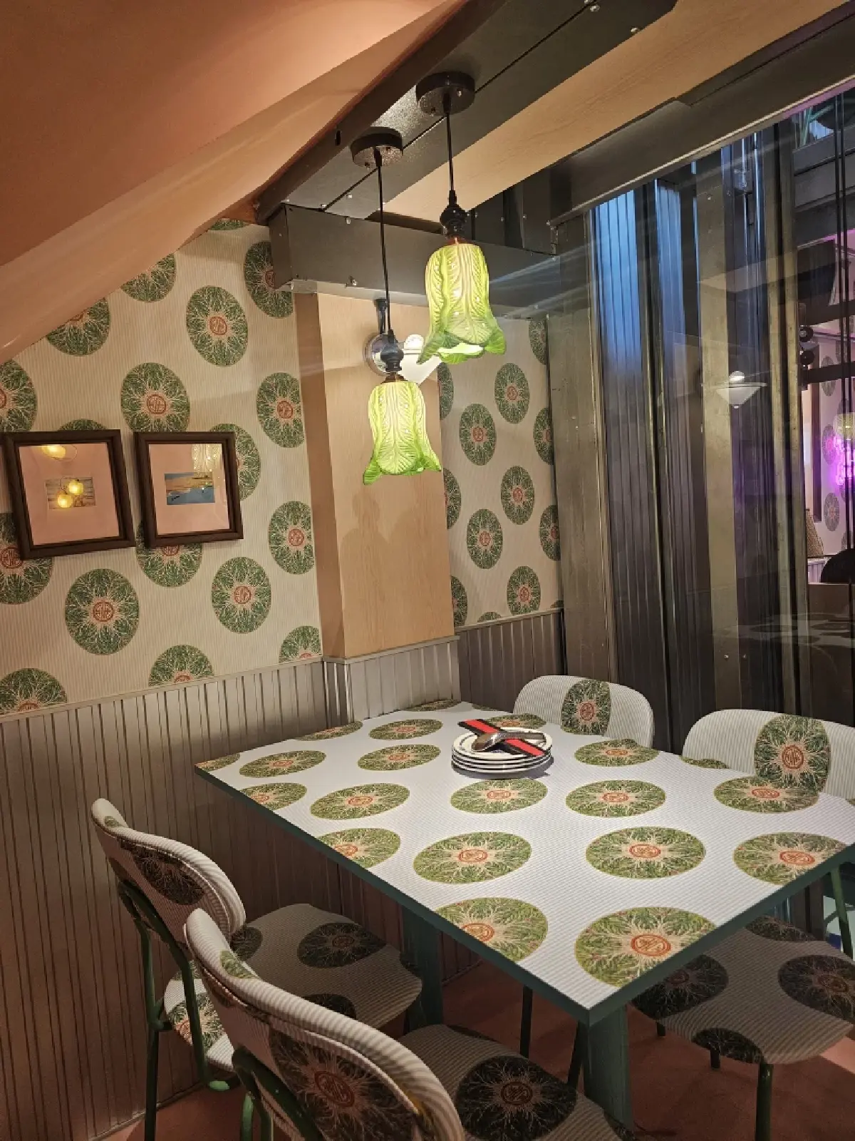 ‘มิตรสตรีท บาย รวยมิตร’ สตรีทฟู้ดพรีเมียม อร่อยในย่านท่าเตียน