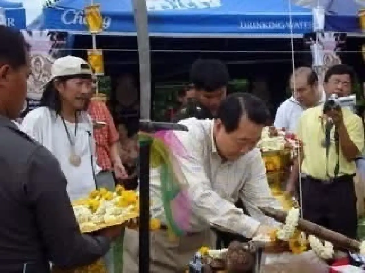 “ท่านประธานฯ ที่ผมรู้จัก…” แอ๊ด คาราบาว ย้อนมิตรภาพ 4 ทศวรรษ ‘ธนินท์ เจียรวนนท์’