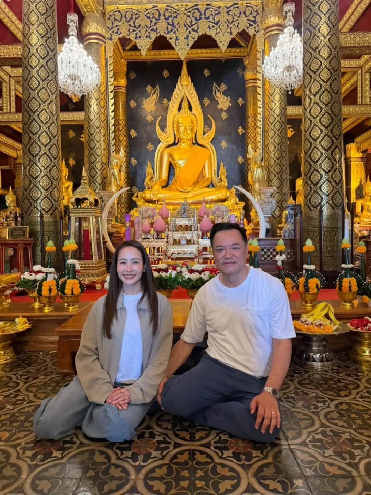 'อนุทิน' ไหว้พระขอพร-ลงยันต์ฝ่ามือ ก่อนบินถก UNGA81 นิวยอร์ก