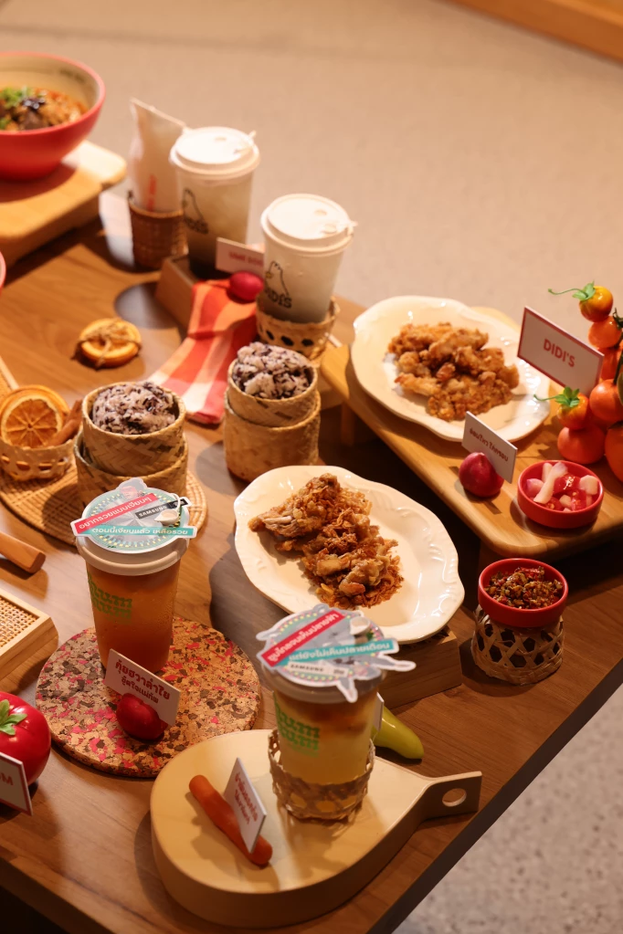 'ออกรส ฟู้ดยาร์ด' รวมกว่า 60 ร้านดัง ราคาน่าคบ ปักหมุดชั้น 4 เกษรอัมรินทร์