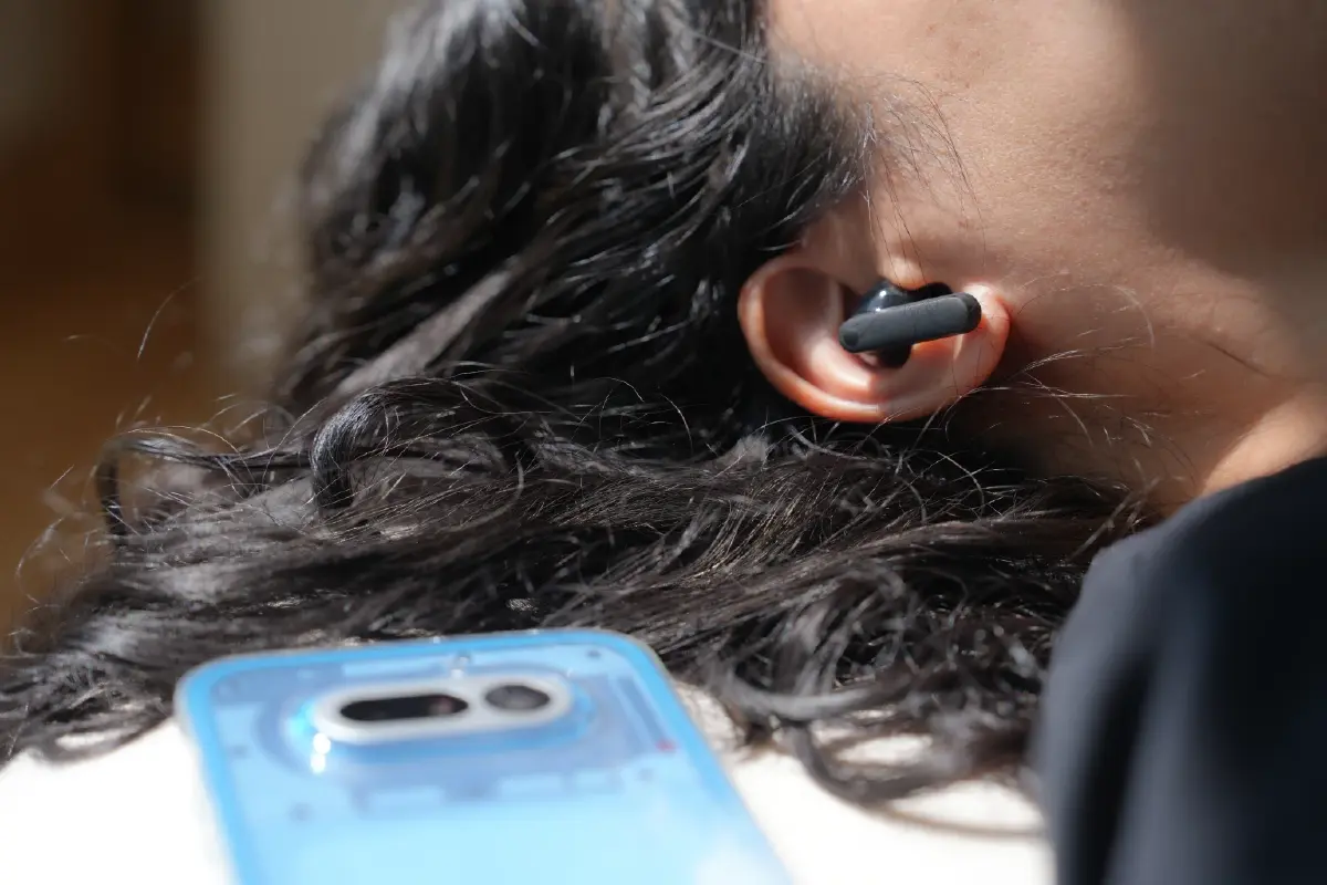 กะทัดรัด เสียงจัดเต็ม! รีวิว 'CMF Buds Neo' หูฟังพลังเบส ราคายิ่งเดอะเบสต์