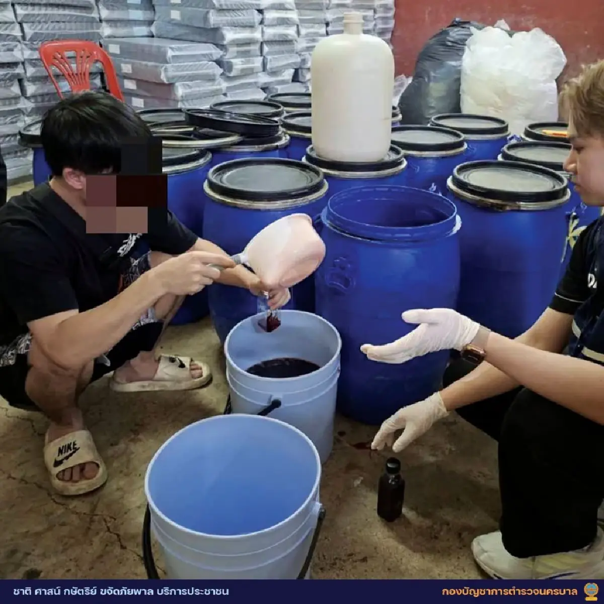 เร่งล่านายทุนใหญ่ ผลิตยาแก้ไอปลอม ยึดของกลางมูลค่า 100 ล้าน