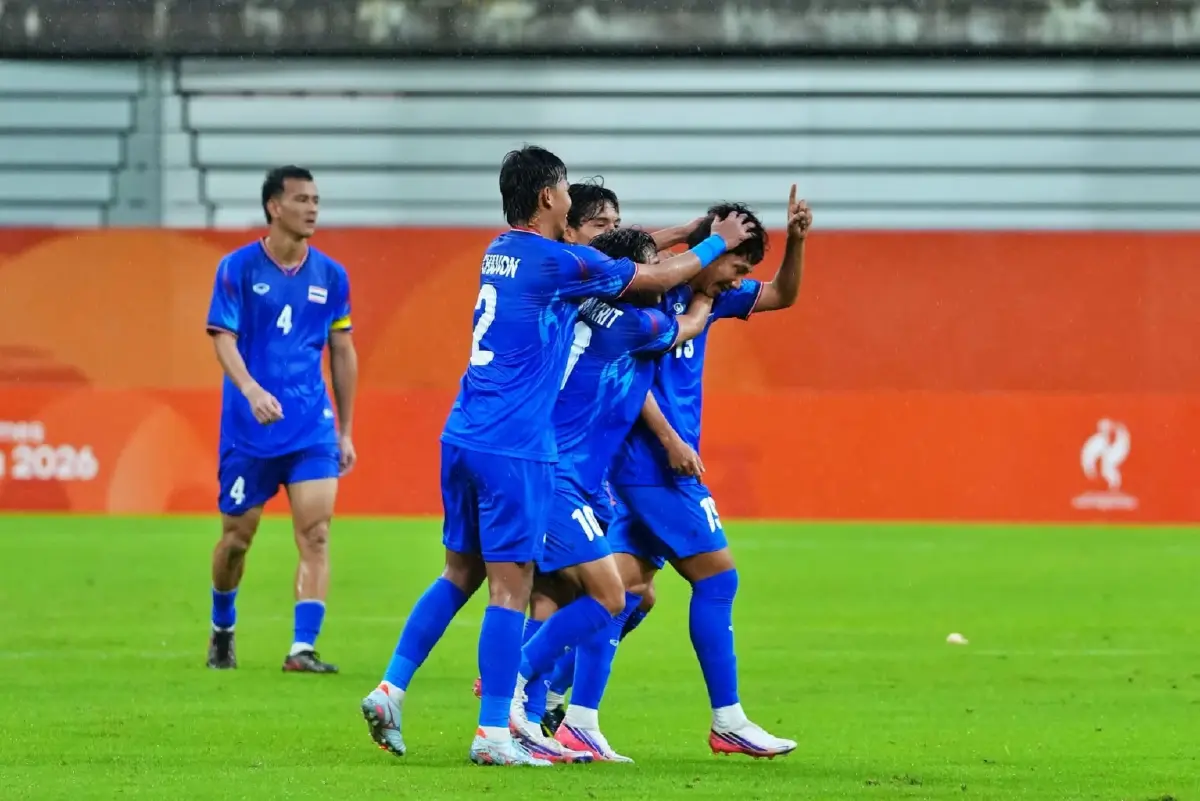 ผลบอล ทีมชาติไทย พลิกชนะ คีร์กีซสถาน 3-2 ประเดิมสนามเอเชียนเกมส์ 2026