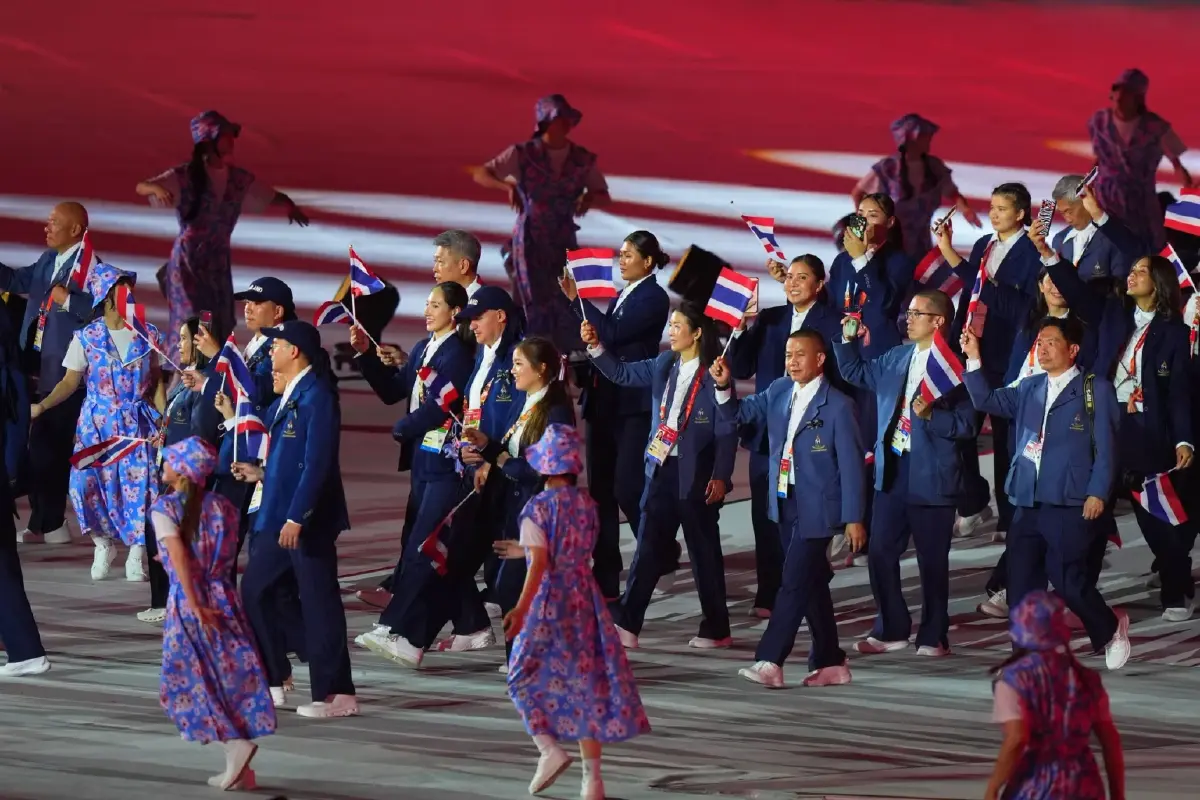 เปิดฉากแล้ว! พิธีเปิดเอเชียนเกมส์ 2026 'ทัดดาว-เฉลิมฉาน' ถือธงชาติไทยนำขบวน