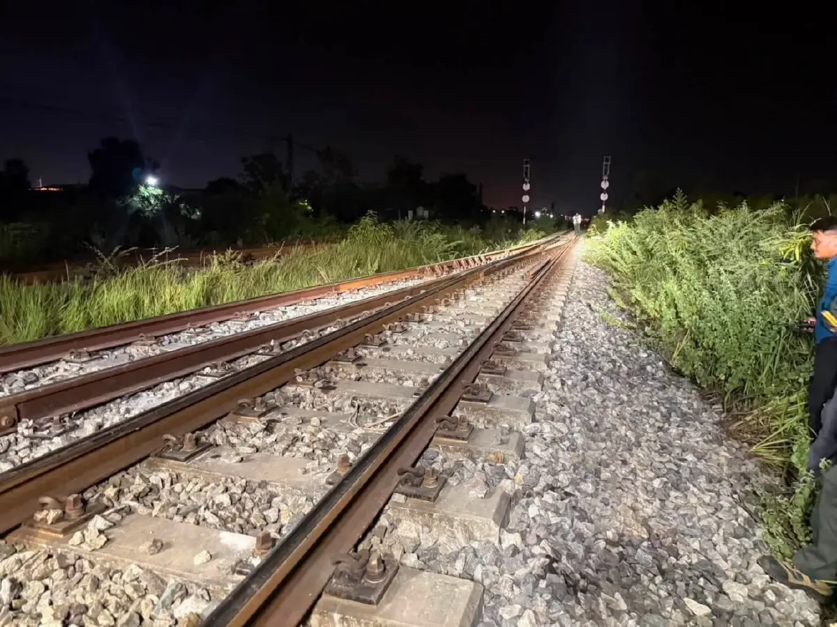 กู้สำเร็จแล้ว รถไฟตกรางชลบุรี แฉเบื้องหลังช็อก น็อตยึดรางหาย 7 ตัว