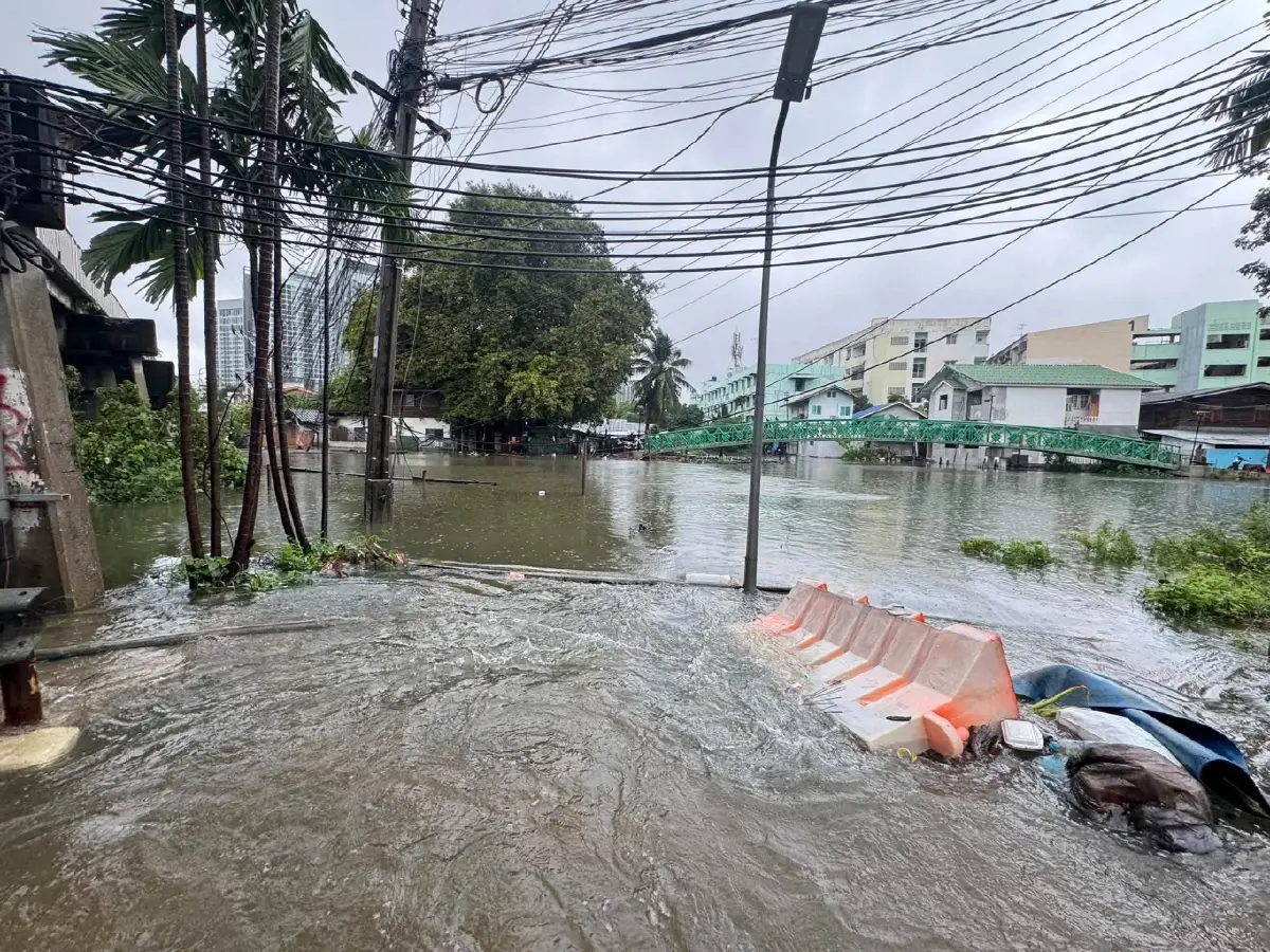 อัปเดตล่าสุด น้ำท่วมกรุงเทพทุกจุด 25 ก.ย.69 ระวังฝนแช่นาน รถติด