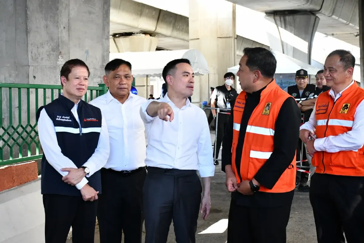'เอกนัฏ' ลุยเอง! พบจุดรั่วท่อน้ำมันพระราม3 สั่งซ่อมด่วน-จ่ายเยียวยา