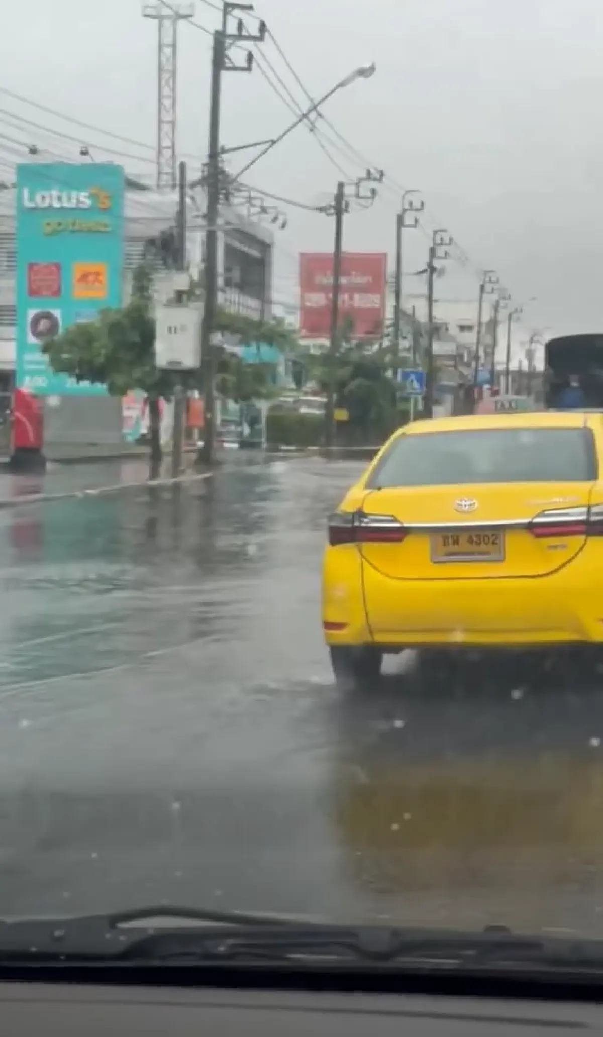 อัปเดตล่าสุด น้ำท่วมกรุงเทพทุกจุด 25 ก.ย.69 ระวังฝนแช่นาน รถติด