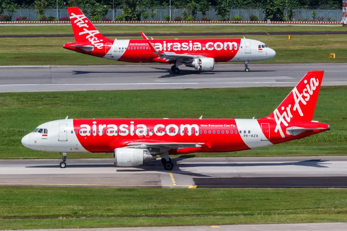 ขาดทุนแต่ยังไม่ตาย ‘โทนี่ เฟอร์นานเดส’ พา ‘AirAsia’ ฝ่ามรสุมหนี้-ลดเที่ยวบิน ย้ำไม่ง้อรัฐบาลอุ้ม