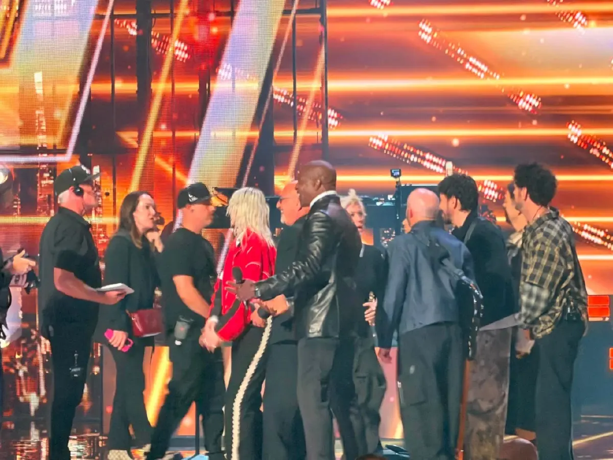 สะเทือนโลก! 'เนเน่ รอยัล' โชว์สด LINKIN PARK ก่อนลุ้นแชมป์ AGT 2026