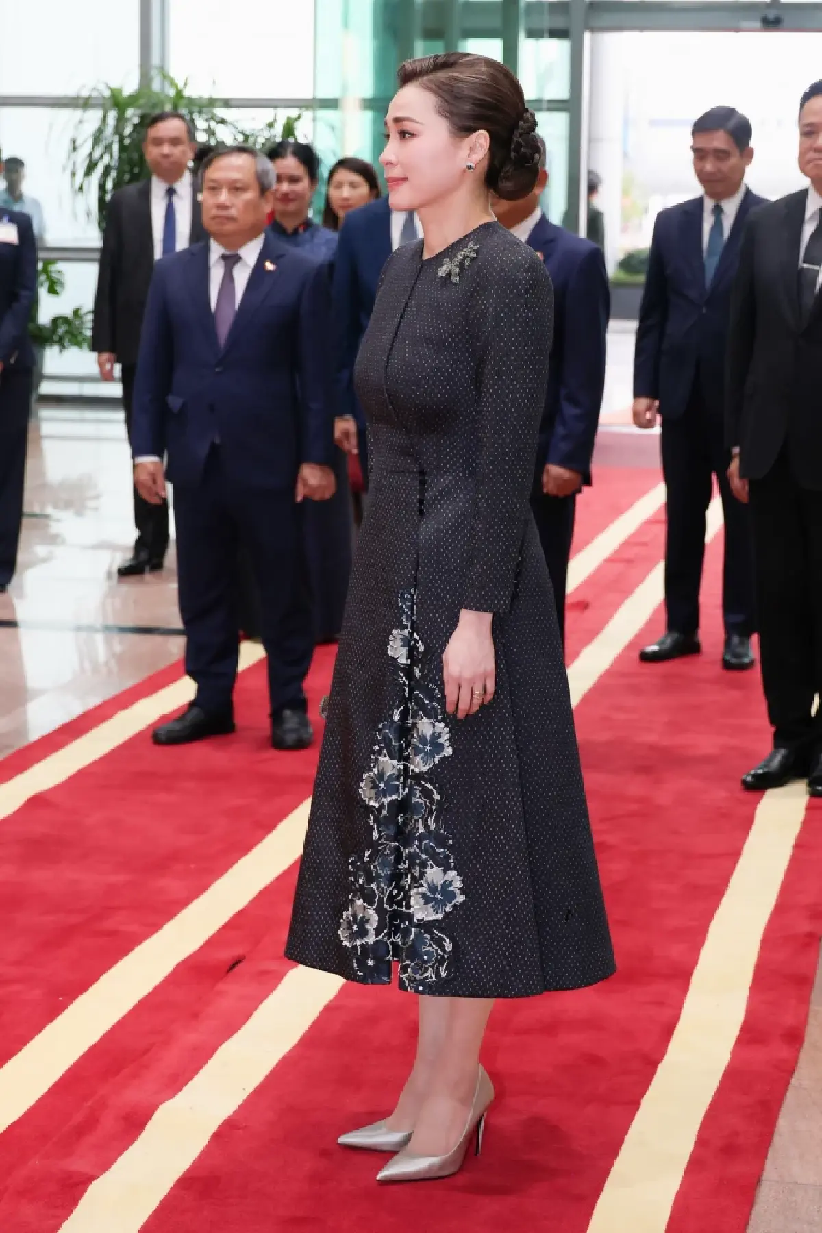 ในหลวง-พระราชินี เสด็จฯ เยือนสาธารณรัฐสังคมนิยมเวียดนาม อย่างเป็นทางการ
