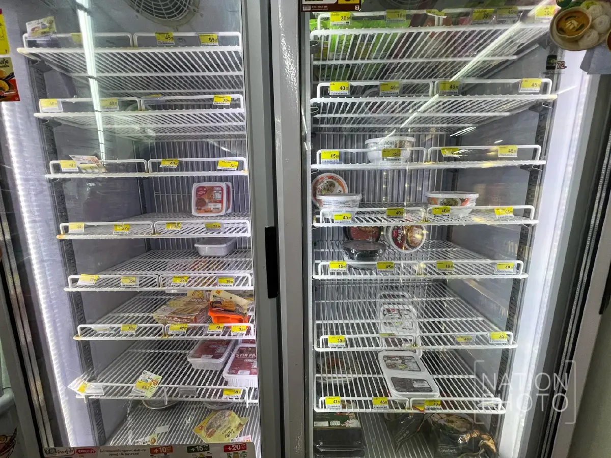 ใครทันใครได้! น้ำท่วมกรุงเทพ 2569 รัชดาฯ โคม่า ตุนอาหาร 7-11 เกลี้ยง พบฝนแช่อีก