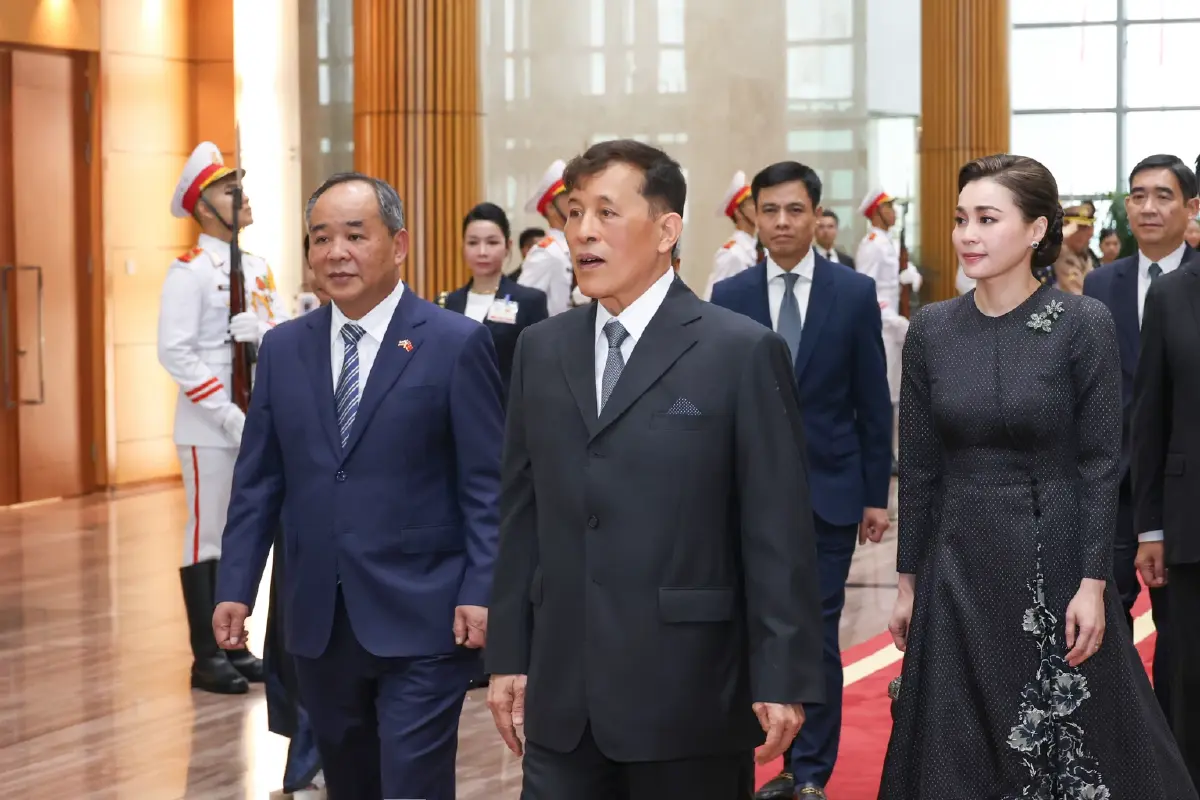ในหลวง-พระราชินี เสด็จฯ เยือนสาธารณรัฐสังคมนิยมเวียดนาม อย่างเป็นทางการ