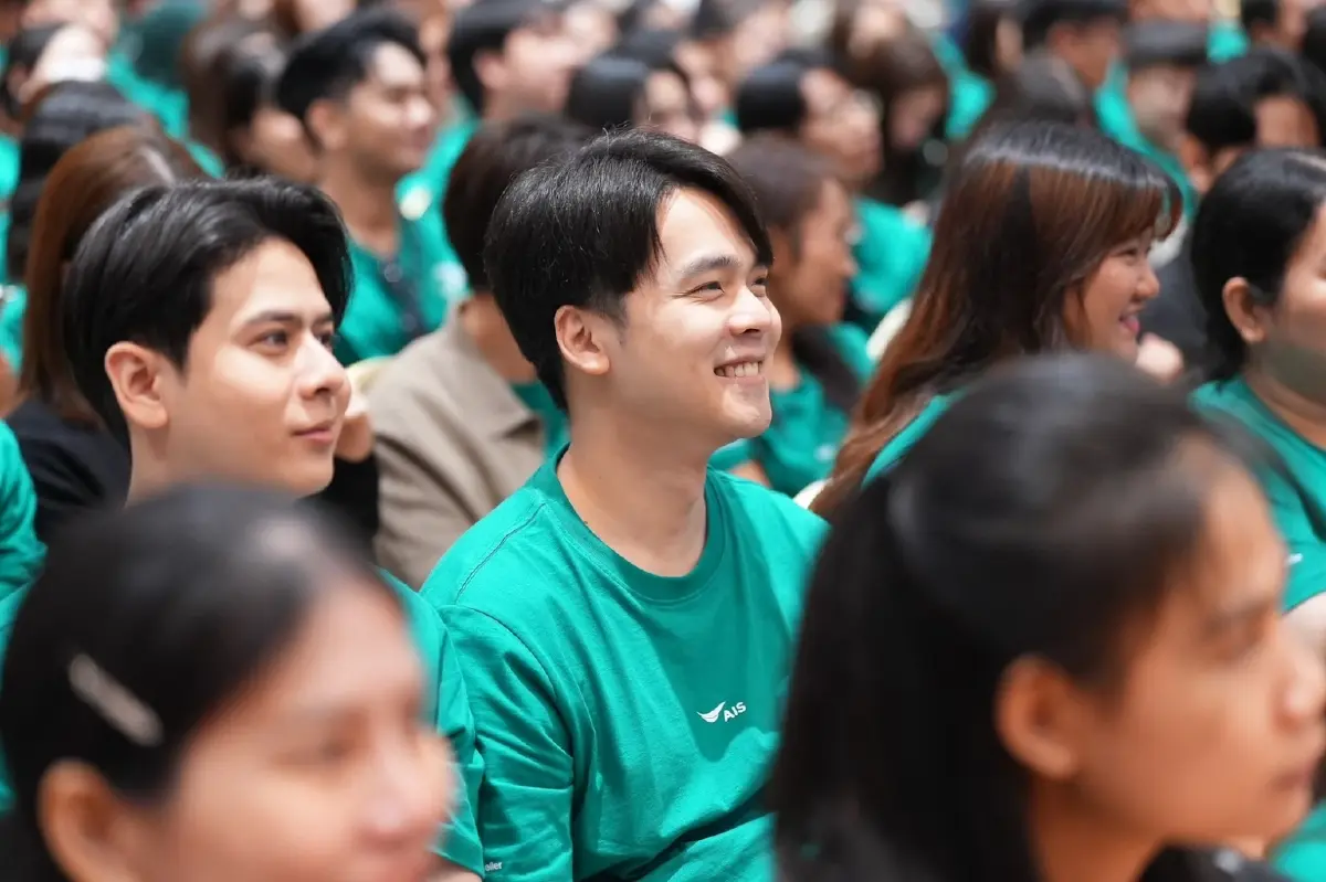 AIS เดินเกม People-AI ปั้น 'AIS Pro' ยกระดับบริการสมาร์ตโฟนสู่มาตรฐานโลก
