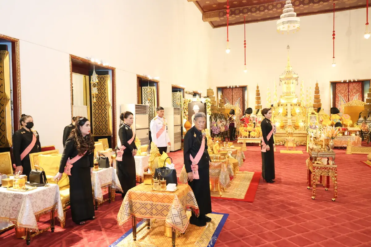 ในหลวง-พระราชินี ทรงบำเพ็ญพระราชกุศลสตมวาร 100 วัน 'เจ้าฟ้าพัชรกิติยาภาฯ'