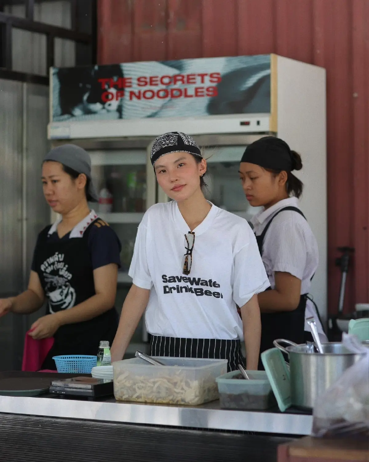 ทำกับข้าวไม่เป็น แต่มาเปิด ‘ความลับของก๋วยเตี๋ยว’ ขายได้สูงสุดเดือนละ ‘4 แสนบาท’ มีแผนเข้ากรุงเทพ