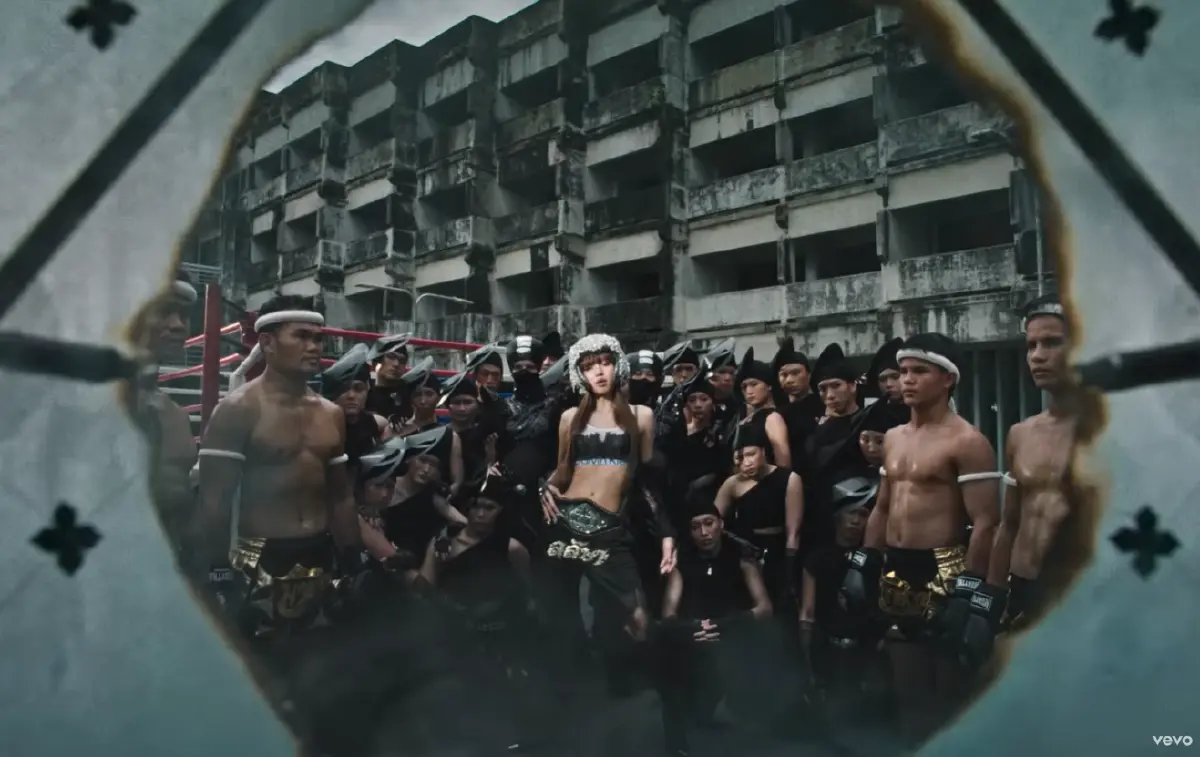 'ลิซ่า LISA' ปล่อย MV 'SaWaDiKa' ขน Soft Power ไทยกระแทกตาคนทั้งโลก