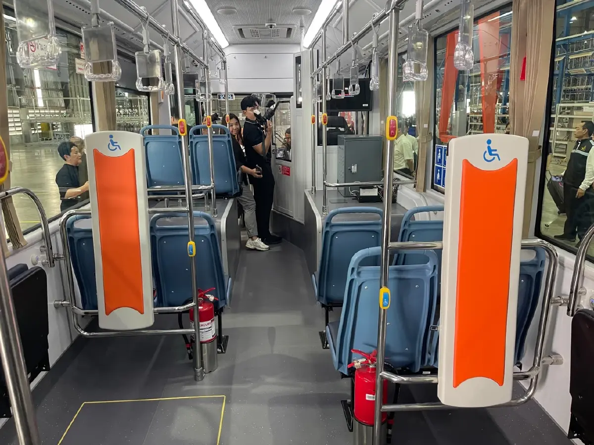 ขสมก. เปลี่ยนผ่าน 'รถเมล์ไฟฟ้า' พร้อมให้บริการ 500 คัน มี.ค.ปีหน้า