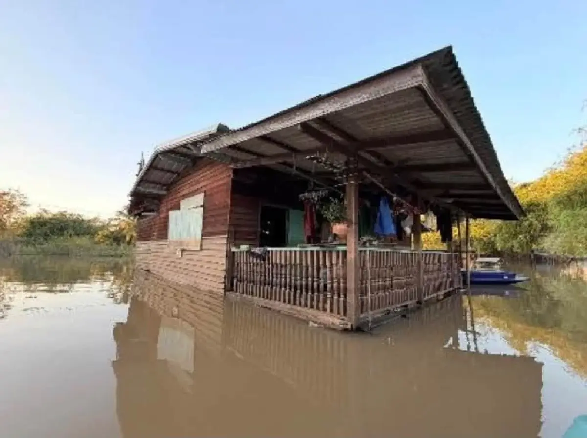 น้ำท่วม 12 จังหวัด เหนือ กลาง ตะวันออก อีสาน กระทบ 11,796 ครัวเรือน
