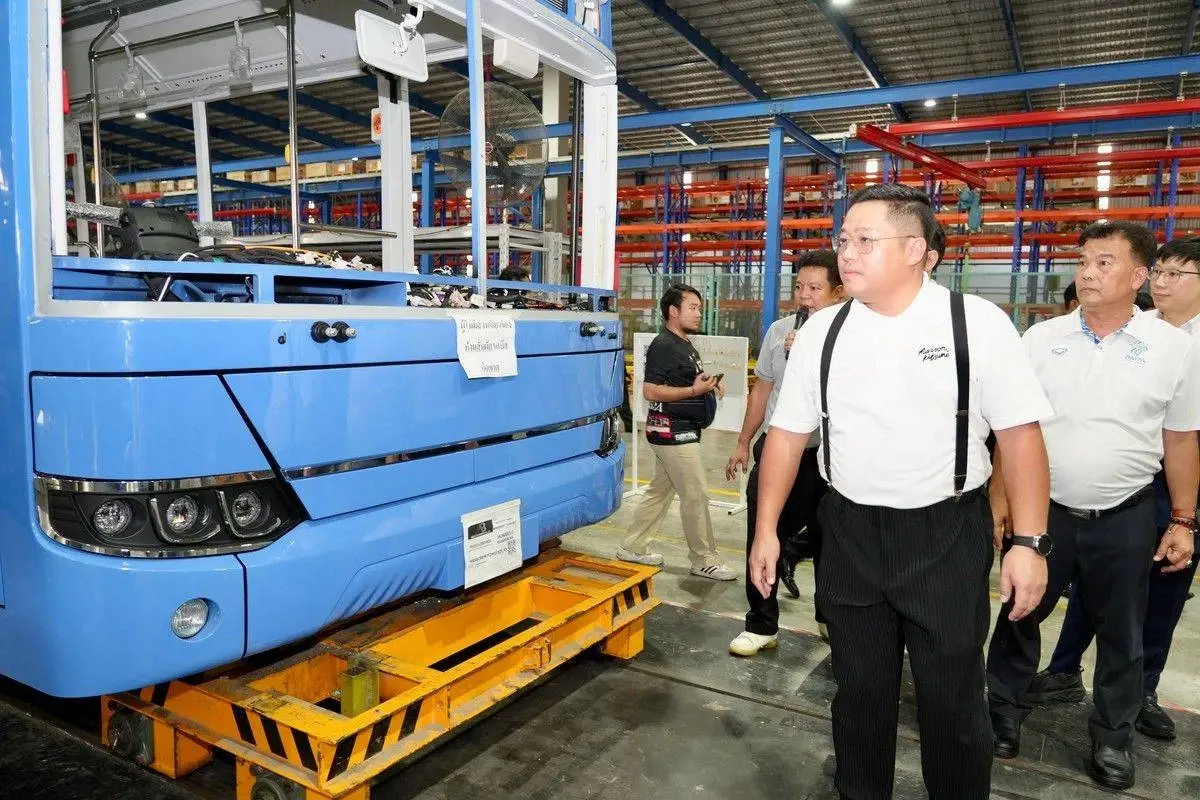 ขสมก. เปลี่ยนผ่าน 'รถเมล์ไฟฟ้า' พร้อมให้บริการ 500 คัน มี.ค.ปีหน้า