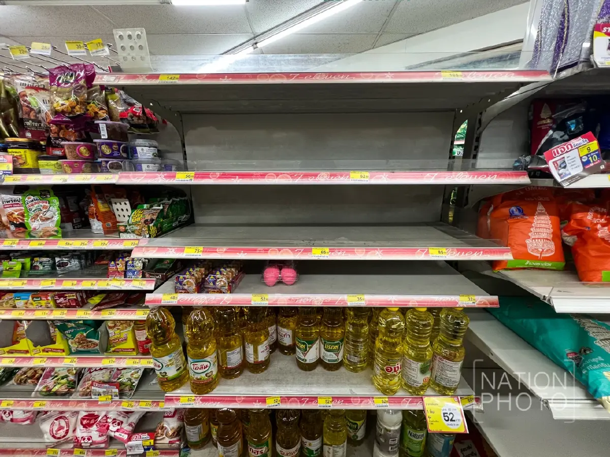 ใครทันใครได้! น้ำท่วมกรุงเทพ 2569 รัชดาฯ โคม่า ตุนอาหาร 7-11 เกลี้ยง พบฝนแช่อีก