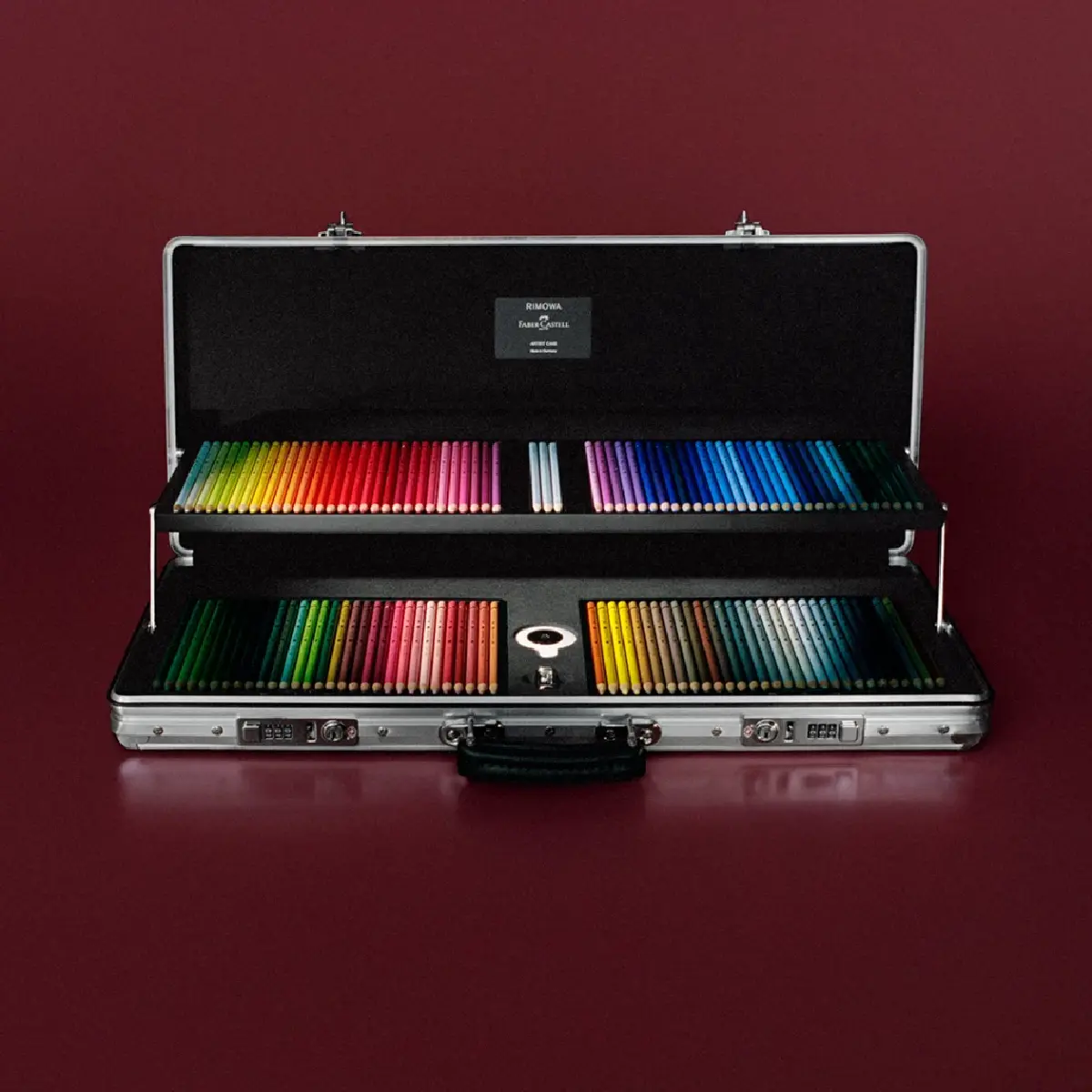 ระบายสีให้โลกจำ 'RIMOWA' จับมือ 'Faber-Castell' เปิดตัวกล่องดินสอสี 104,800 บาท