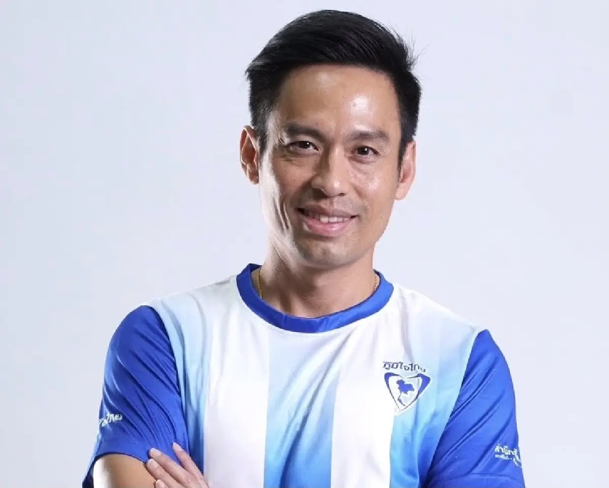 'หมอเอก' คู่แค้นส้ม ก๊กลูกเทพ 'โทรโข่ง' สถานการณ์สู้รบ