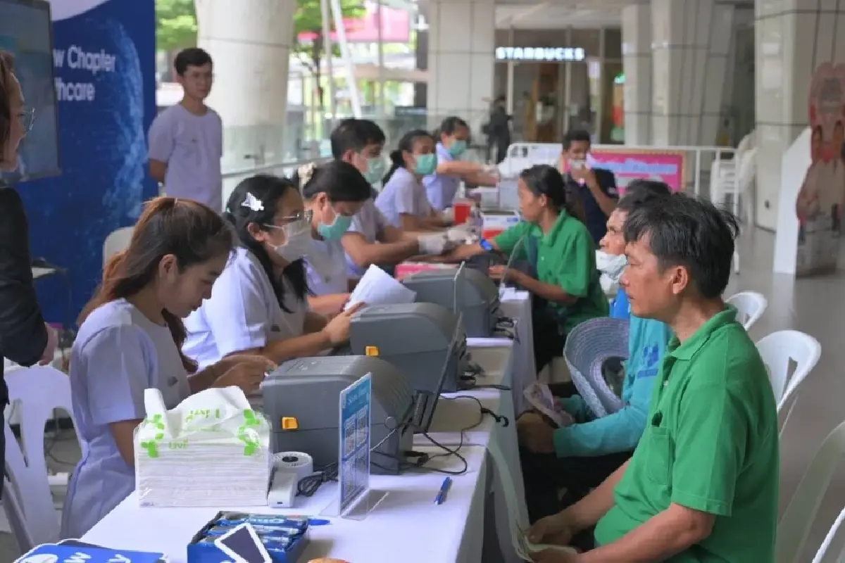 ตรวจคัดกรองสุขภาพปอดฟรี ด้วยรถเอกซเรย์เคลื่อนที่ เดือนกันยายน