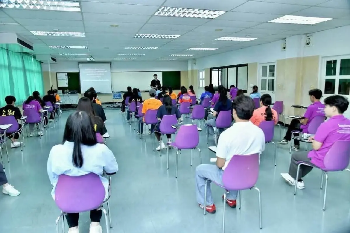 กกจ. จัดสอบคัดเลือกแรงงานไทย 'ทำงานเกาหลี' ชิงโควตา 3,300 คน ผู้เข้าสอบทะลุ 1.3 หมื่น