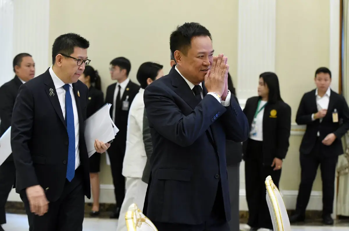 อนุทิน เปิดประชุมบอร์ดนโยบายดาต้าเซ็นเตอร์นัดแรก ชี้รัฐเร่งวางระเบียบ-สร้างสมดุลศก.ดิจิทัล