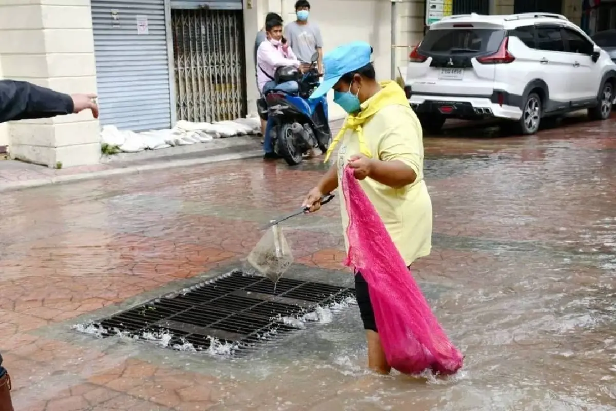 กทม. เฝ้าระวังฝนตกหนัก-น้ำเหนือ 23–27 ก.ย. 69 พร่องน้ำ 1,980 คลอง
