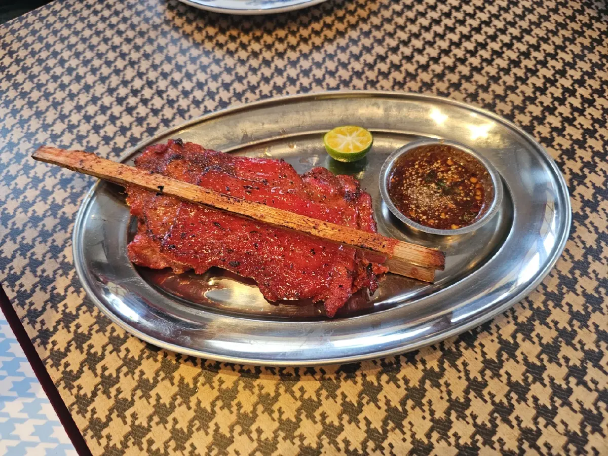 ‘มิตรสตรีท บาย รวยมิตร’ สตรีทฟู้ดพรีเมียม อร่อยในย่านท่าเตียน