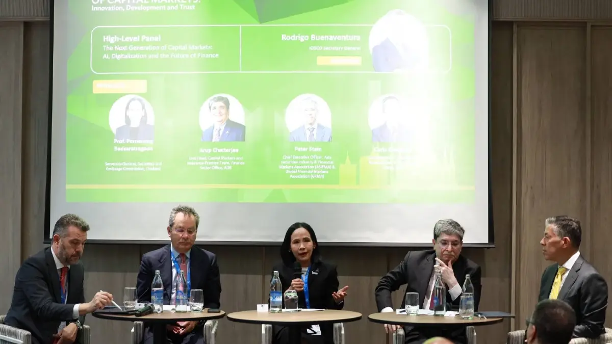AI พลิกโฉมตลาดทุนไทย ก.ล.ต. ถกเวทีระดับโลก IOSCO-ADB เร่งเครื่องนวัตกรรม คู่ธรรมาภิบาล-ความปลอดภัยไซเบอร์